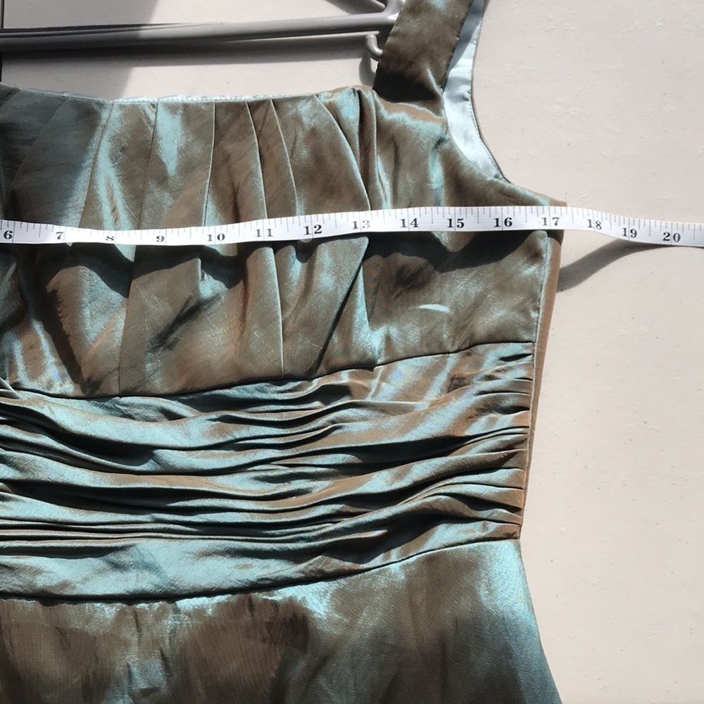 CRYSTEL shiny metallic sleeveless bubble hem dress with matching shawl size 12 - Picture 8 of 12